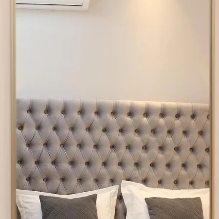Metropolis Luxury Living Apartment Athens