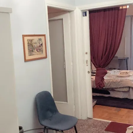 Homestay Private In The Heart Of 1 *