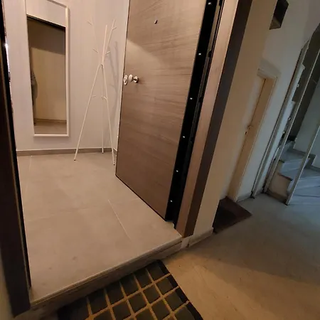Leo Apartment Athens