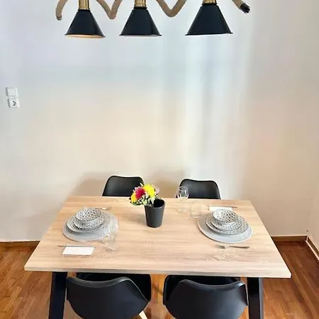 House In Plaka Apartment