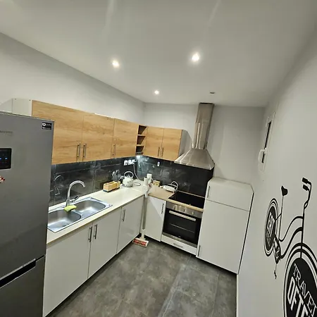 Apartment A Place 4u No22