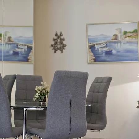 Riviera Living Apartment Athens