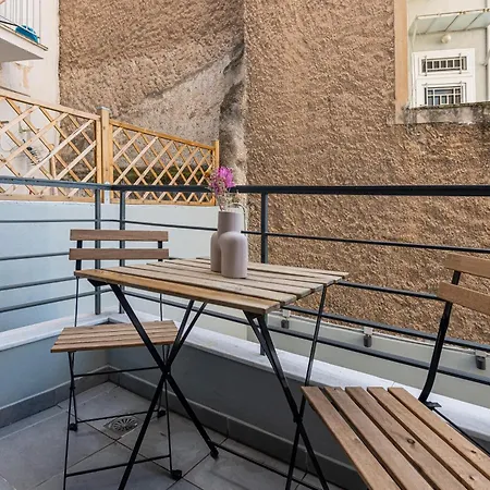 Phaedrus Living: The Nine Muses Ourania Apartment