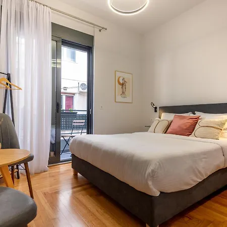 Phaedrus Living: The Nine Muses Euterpe Apartment