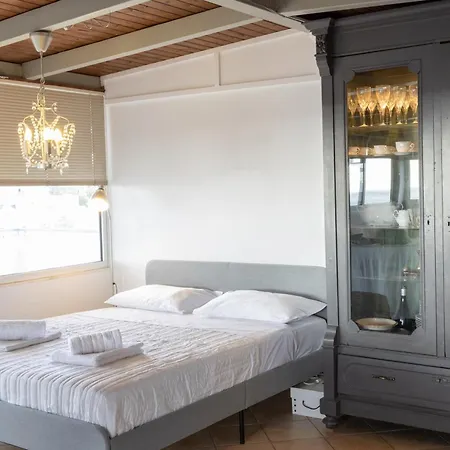Sunny Loft With A Panoramic View * Athens