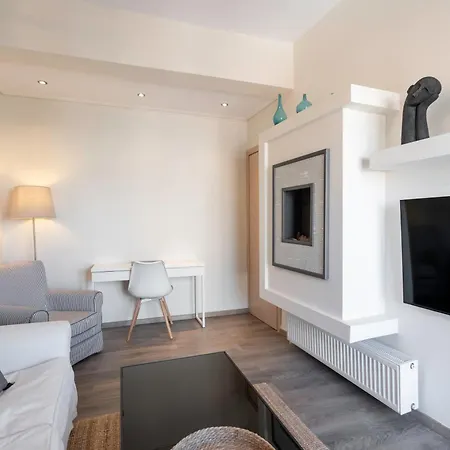 Oasis: Newly Renovated 2br In Center דירה