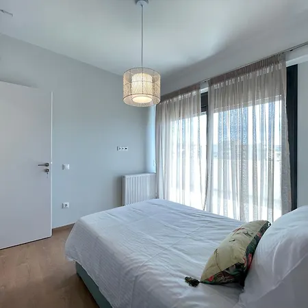 Urban Oasis In Ellinikon - Athenean Apartment Athen