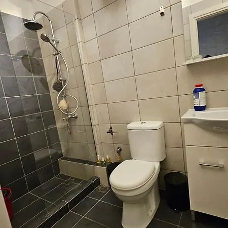 Apartment A Place 4u No22 *