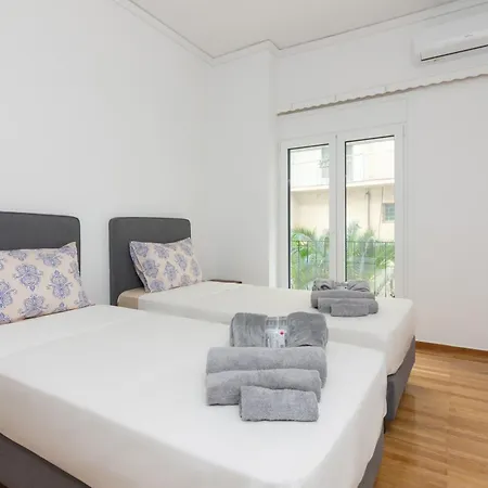 Two Bedroom Apt Near Hilton Apartment *