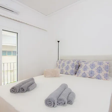 Two Bedroom Apt Near Hilton Αθήνα