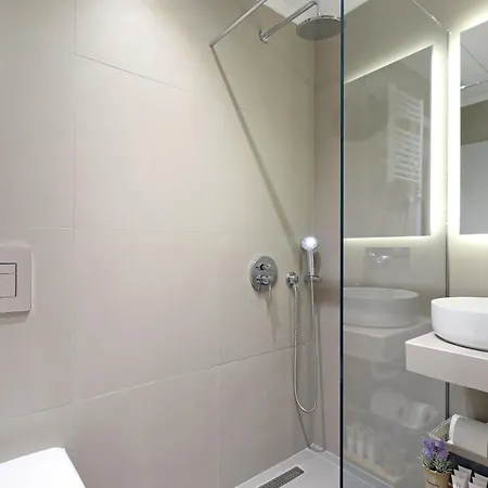 Apartment Luxury Next To - Greecing Athens