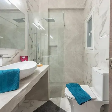 Apartment Luxurius In Megaro Mousikis Metro Station *