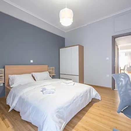 Luxurius In Megaro Mousikis Metro Station Apartment *