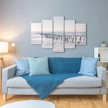 Luxurius In Megaro Mousikis Metro Station Apartment Athens