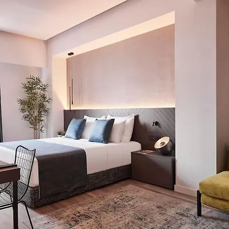 Acropolis Grand Apartment *