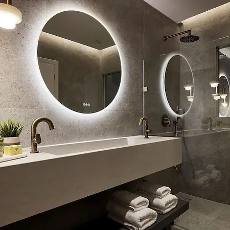 Apartment Acropolis Grand *