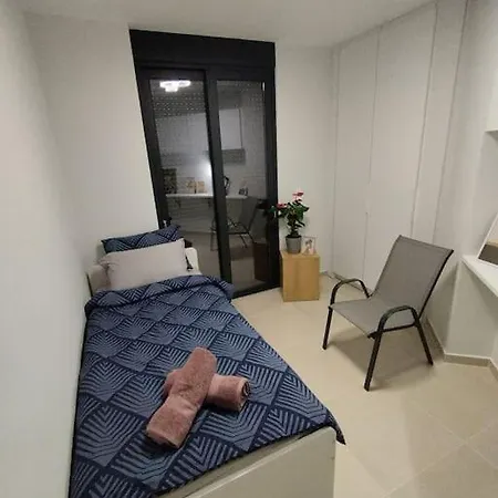 Floral 1 - Ground Floor With Courtyard And Private Parking! Apartment *