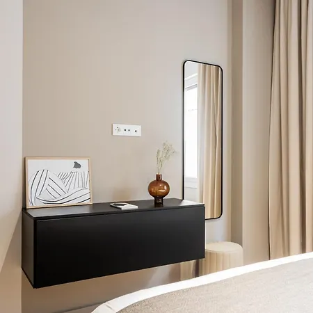 Sleek 1br Escape In By Upstreet