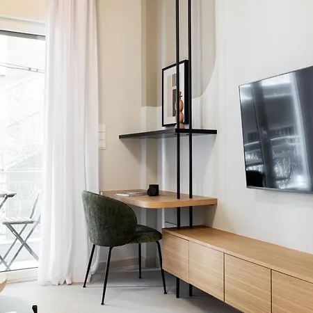 Sleek 1br Escape In By Upstreet Athens