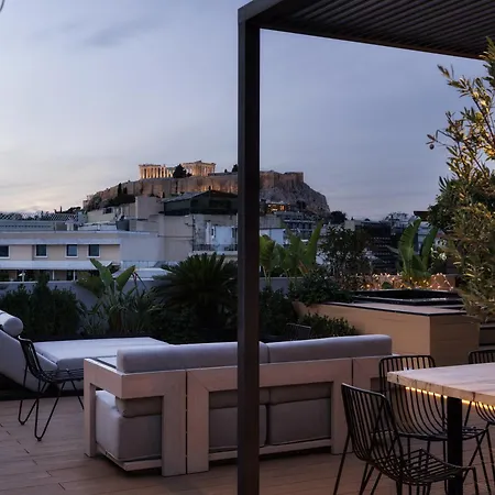 The Newel Acropolis 3*