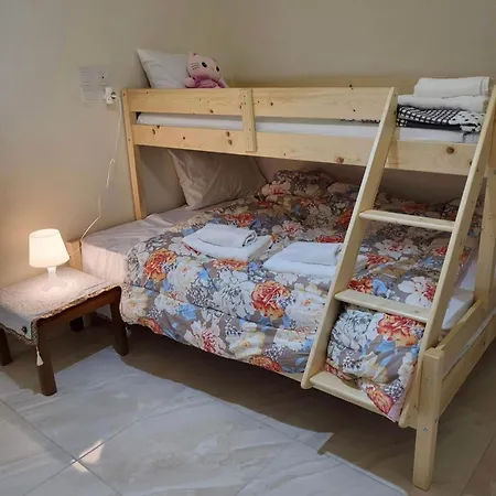 Apartment Jr 2 *