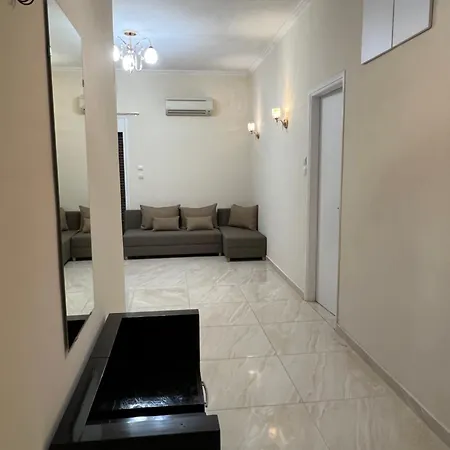 Apartment Jr 2
