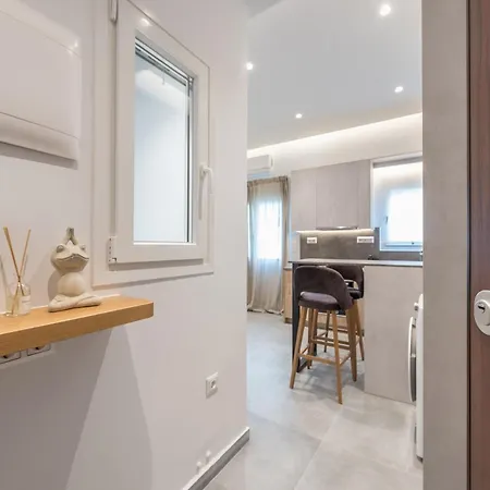 Διαμέρισμα Newly Renovated Escape/psychiko *