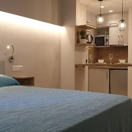 Stylish Near Hilton, Self Check-in! Apartment Athens