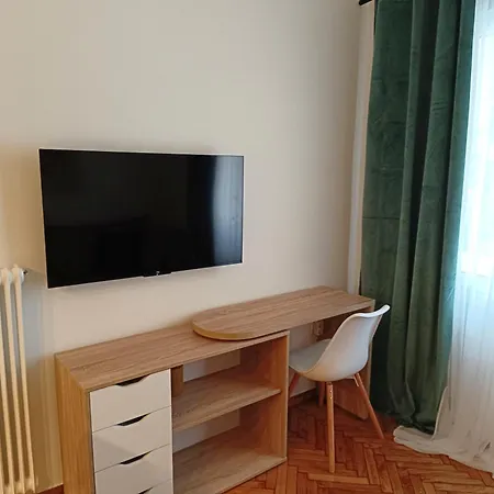 Apartment Golden In Victoria *
