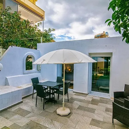Livas Voula Garden Holiday home *