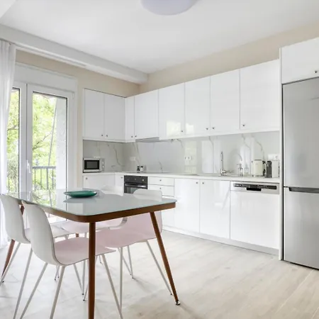 Olivia Apartament Atena