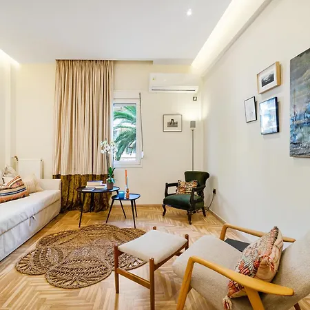 Apartment Renovated Kallimarmaro In Historic Center Athens