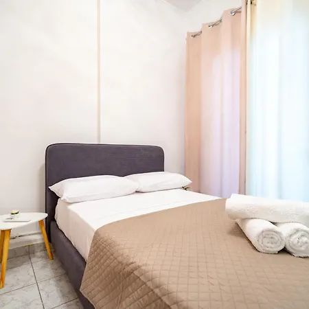 Apartment Neos Kosmos Metro St. 1 Bedroom Semi-basement Flat