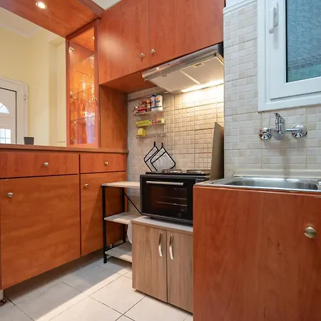 Neos Kosmos Metro St. 1 Bedroom Semi-basement Flat Apartment