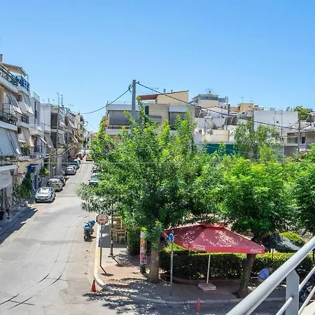 Modern In Athens, Petralona Apartment *