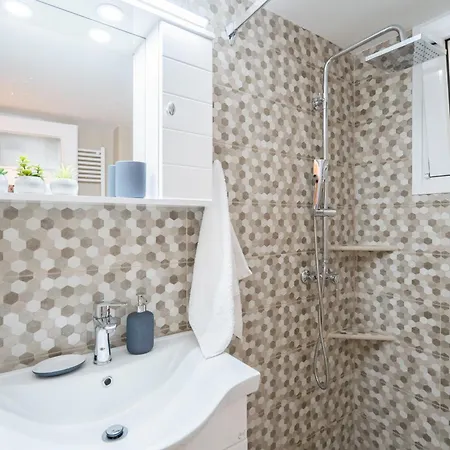 Appartement Modern In With Acropolis & Mt Lycabettus View *