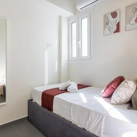 Zephyr 3-bedroom In * Athens