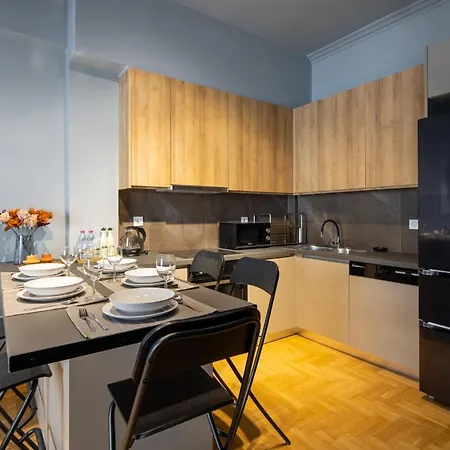 Zephyr 3-bedroom In *