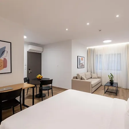 Apartment Earos Urban Living *