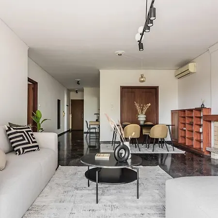 Apartment Capacious 3br In The Heart Of Marousi Athens