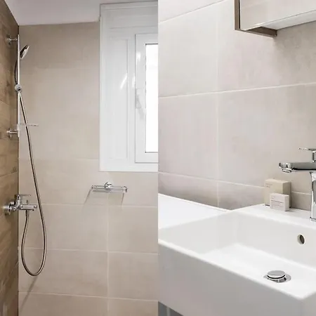 Capacious 3br In The Heart Of Marousi