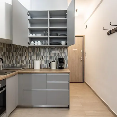 Zappa 2-bedroom In Apartment