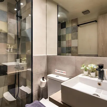 Zappa 2-bedroom In * Athens