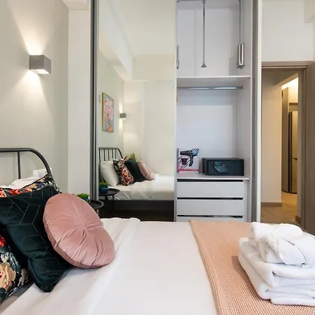 Zappa 2-bedroom In Apartment *