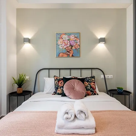 Apartment Zappa 2-bedroom In Athens