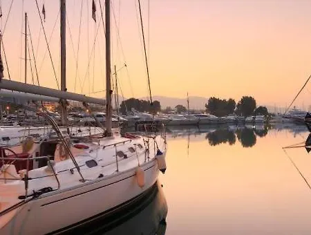 Mary's Art , Alimos Riviera & *