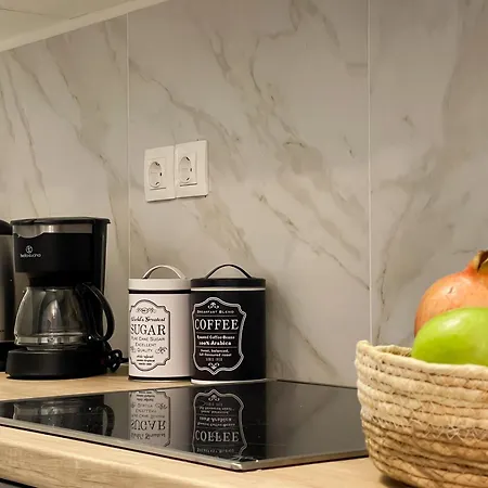 Apartment 3-bedroom Fabulous In The City Center *