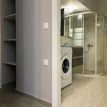 3-bedroom Fabulous In The City Center Apartment Athens