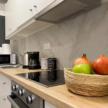 3-bedroom Fabulous In The City Center Apartment