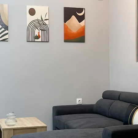 3-bedroom Fabulous In The City Center *